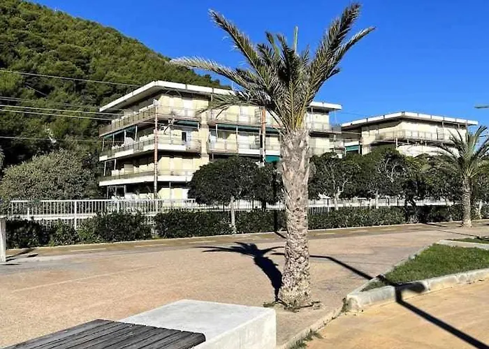 Casa Natalina A 30 Metri * Боргетто-Санто-Спирито